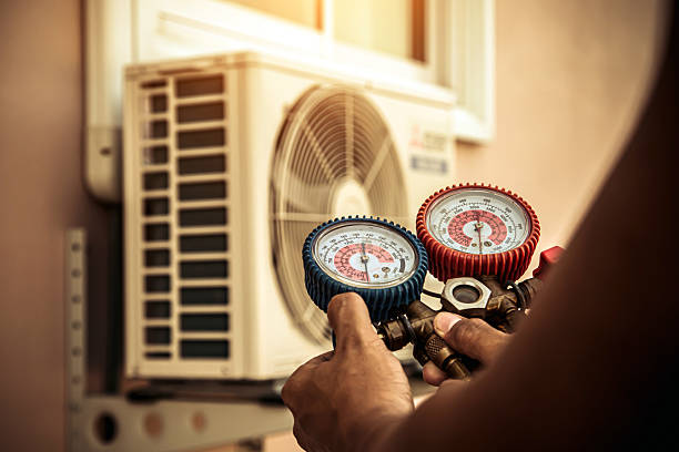 Professional Hvac technician working in Pocono Summit, PA